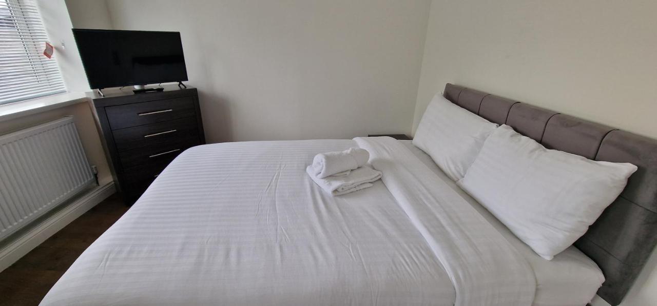 Apartment In Wakefield City Centre Екстер'єр фото